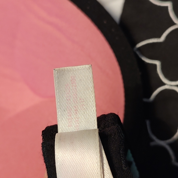 💕 EUC PINK by VS Ladie's Wear Everywhere Super Push Up Bra, Multicolor T-Shirt - Picture 11 of 11